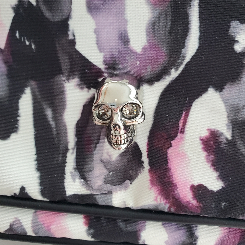 Alexander Mcqueen Authentic bag Like New With Tags, Dust Bag, Box And Receipt - Picture 3 of 9